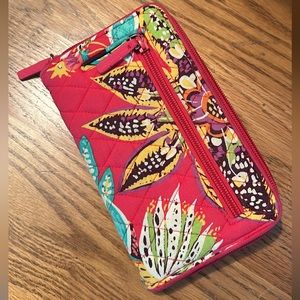 Vera Bradley RFID Rumba Turn Lock Turnlock Wallet Organizer